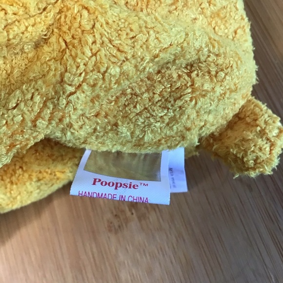 Ty(3) Poopsie Yellow Teddy Bear Plush Toy - Picture 5 of 6